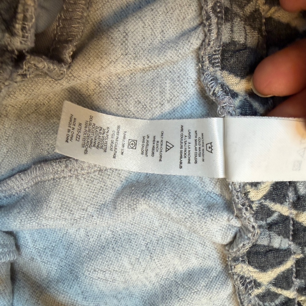 Fleece factory Diamond Pattern Knit Drawstring Shorts - Blue & Cream - Picture 8 of 8